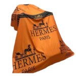 Luxury H Barber Cape